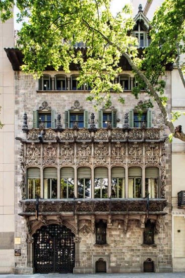 Palacio del Barón de Quadras en Barcelona modernismo