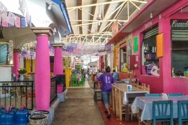 mercado benito juarez puerto escondido mejico